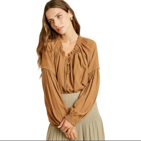 Wishlist Peasant Balloon Sleeve Blouse - Picture 1 of 12